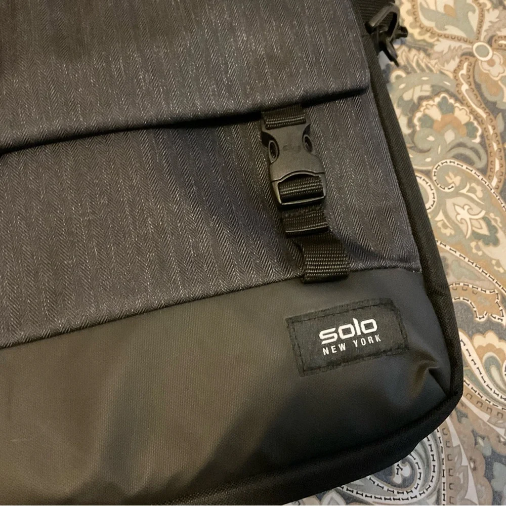 NWT SOLO New York NOTCH Briefcase GRV330